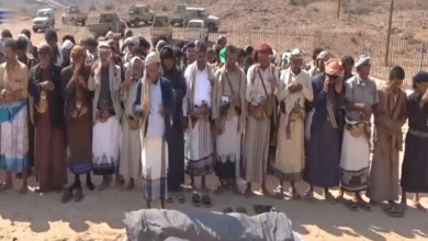 شبكة اليمن الجديد الإعلامية: تشييع رسمي وشعبي لجثمان الشهيد عباد المخاج في محافظة مأرب