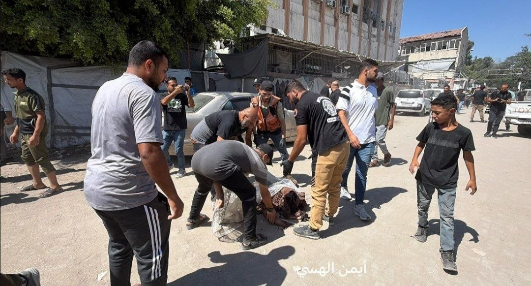 10 شهداء وأكثر من 15 جريحًا في قصف صهيوني على مركز شرطة بغزة