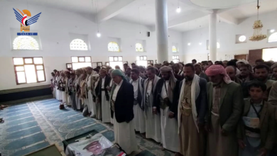 شبكة اليمن الجديد الإعلامية: عمران تشيع جثمان الشهيد النقيب نجيب الحرثي بمشاركة رسمية وشعبية