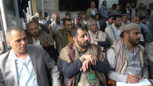 أمين العاصمة يدشن المرحلة الأولى من تسليم نقاط تسويق الأسماك في المديريات